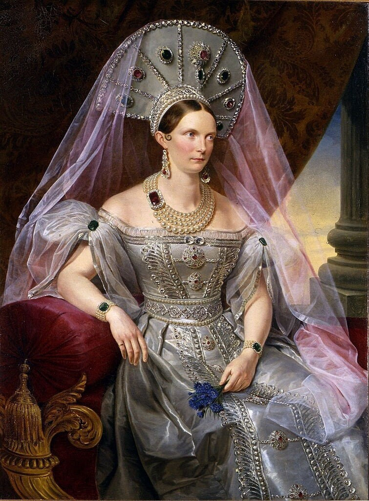 Empress Alexandra Feodorovna (Alix of Hesse) - Beautiful Vintage Angelic Doll